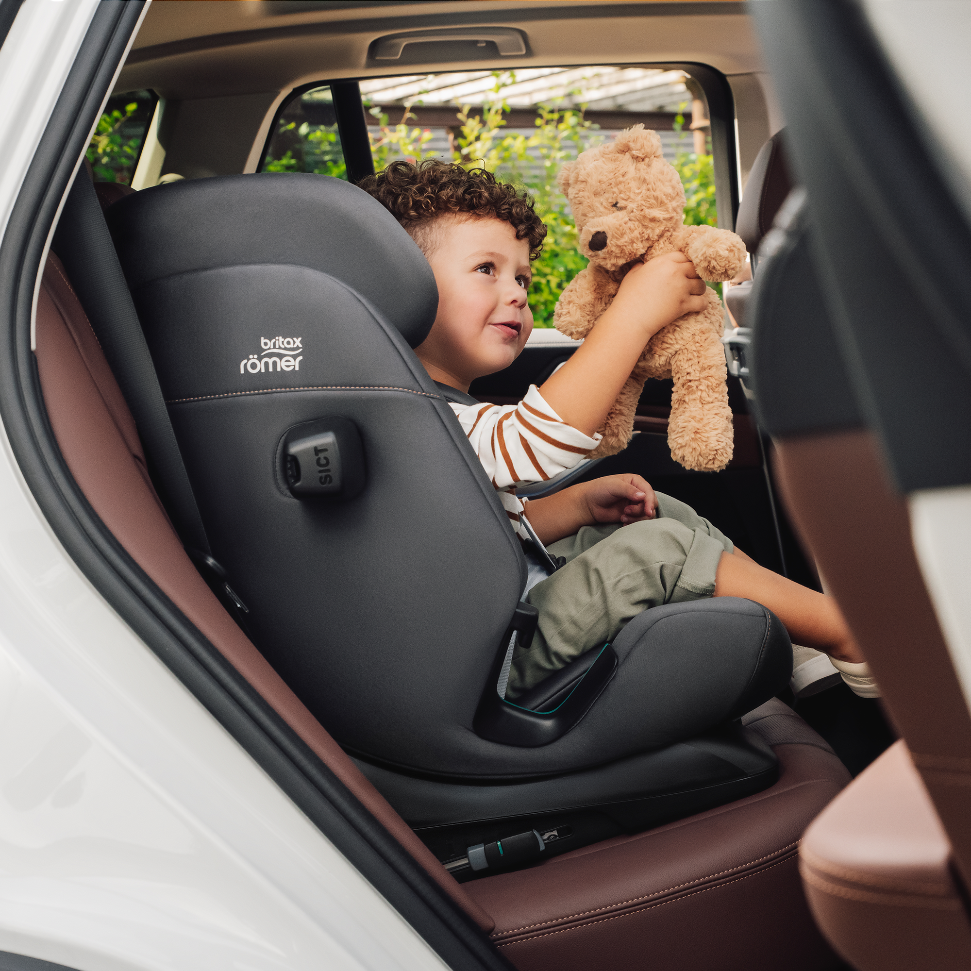 Kindersitze 9-36 kg, Gruppe 1/2/3, Britax Römer, Rot – Produktansicht