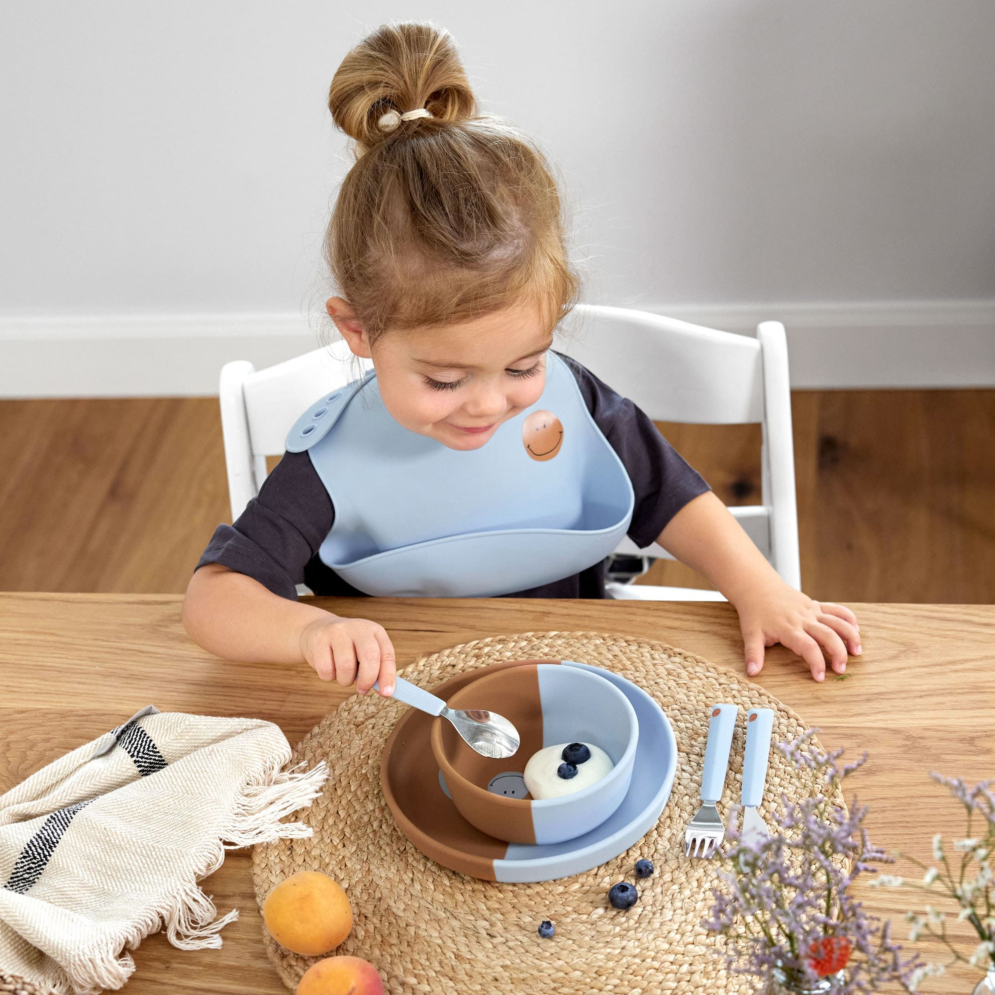 Besteck & Geschirr, LÄSSIG, Blau – Produktansicht