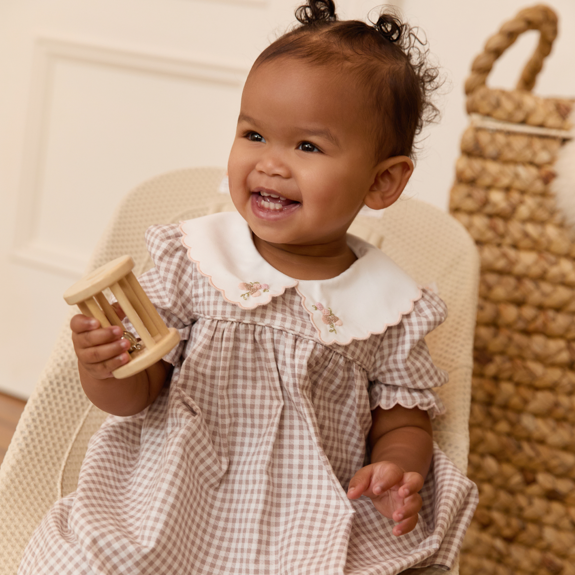 Wippen, ERGObaby, Beige – Produktansicht