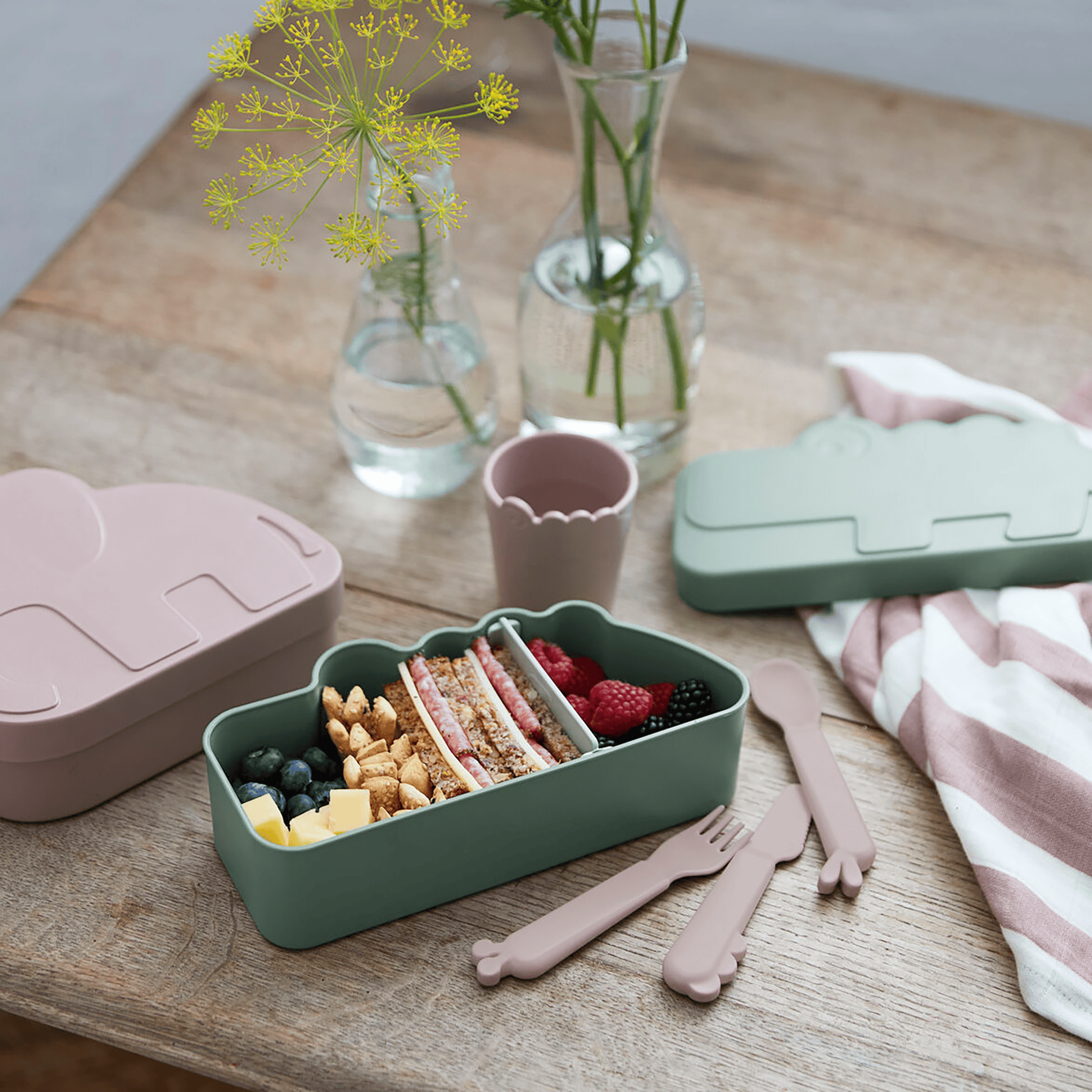 Brotdosen & Snackboxen, done by deer, Grün – Besonderheit: sicher und stabil