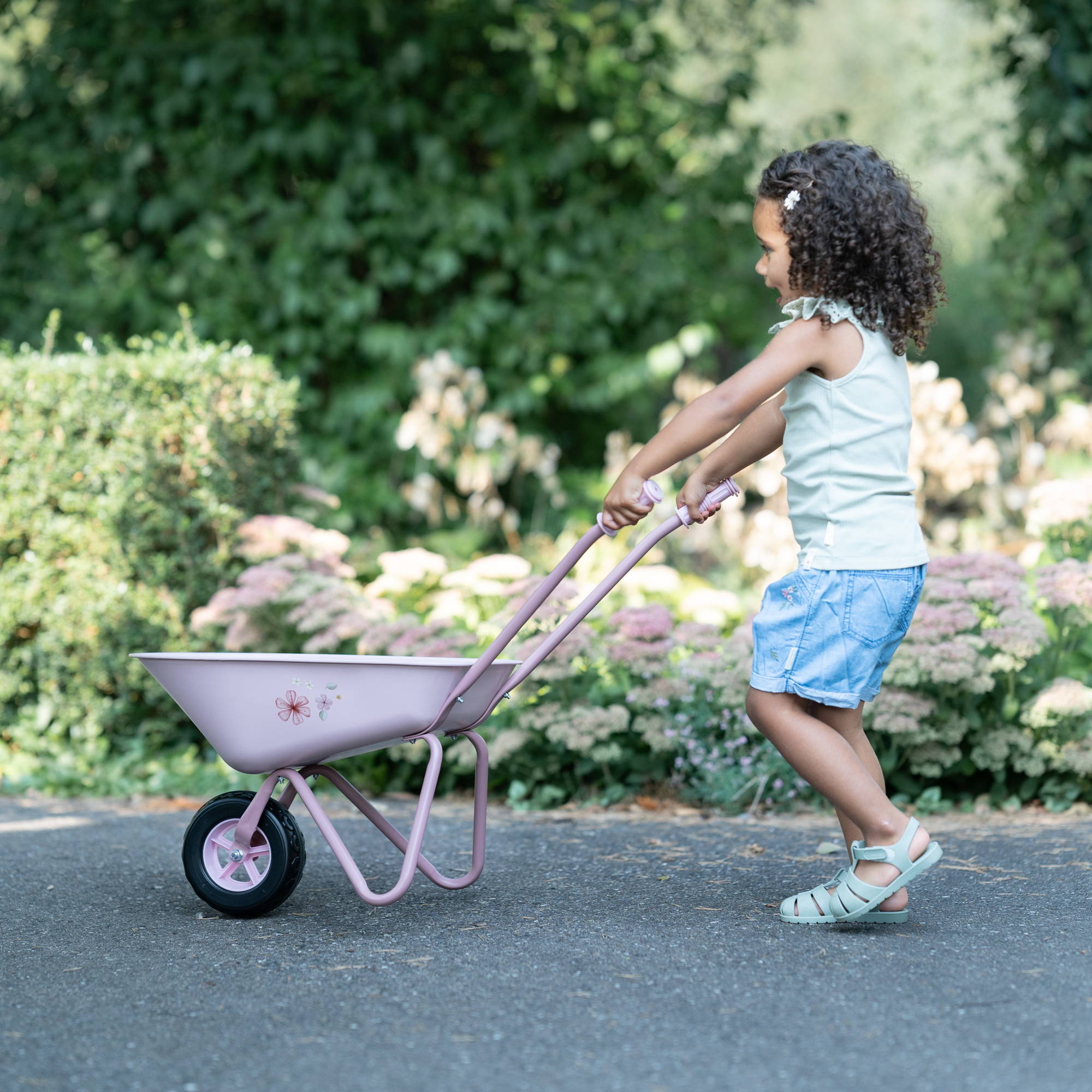Gartenspielzeug, LITTLE DUTCH, Pink – Besonderheit: ideal zum Transport von Erde, Pflanzen oder Spielzeug