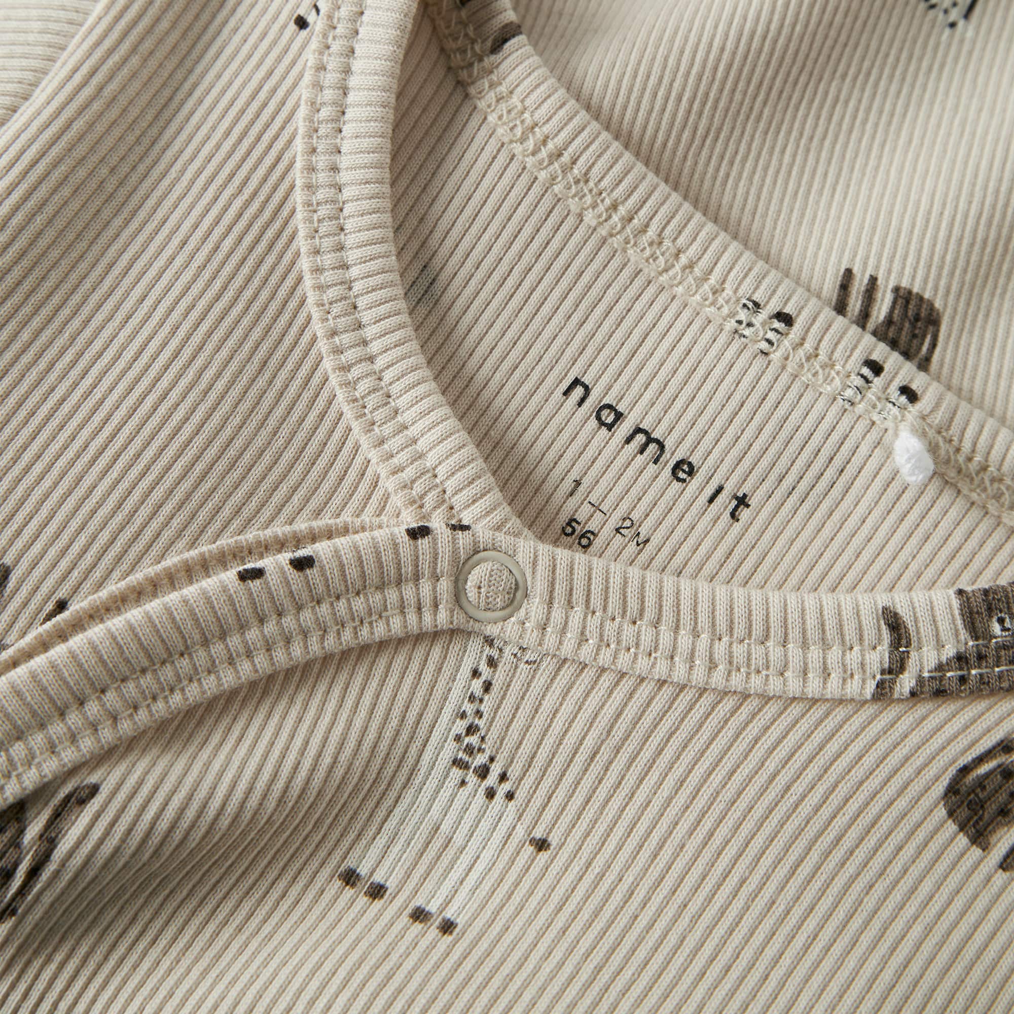 Overalls, name it, Beige – Besonderheit: durchgehende Knopfleiste für einfaches An-und Ausziehen