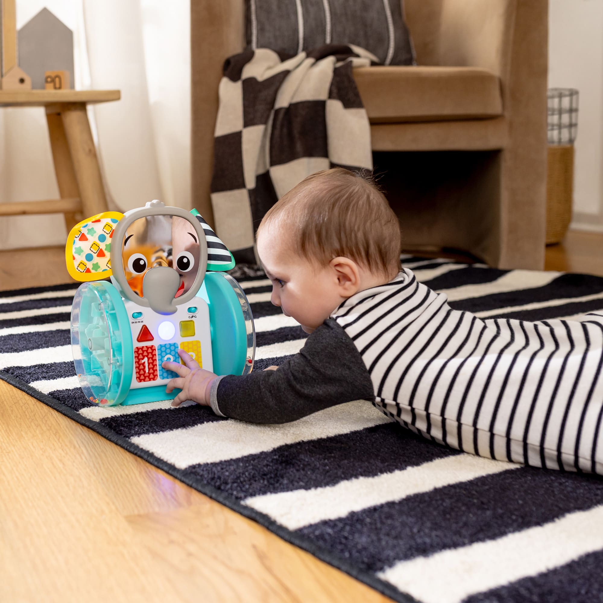 Babyspielzeug, baby einstein, Grau – Besonderheit: interaktives Krabbelspielzeug