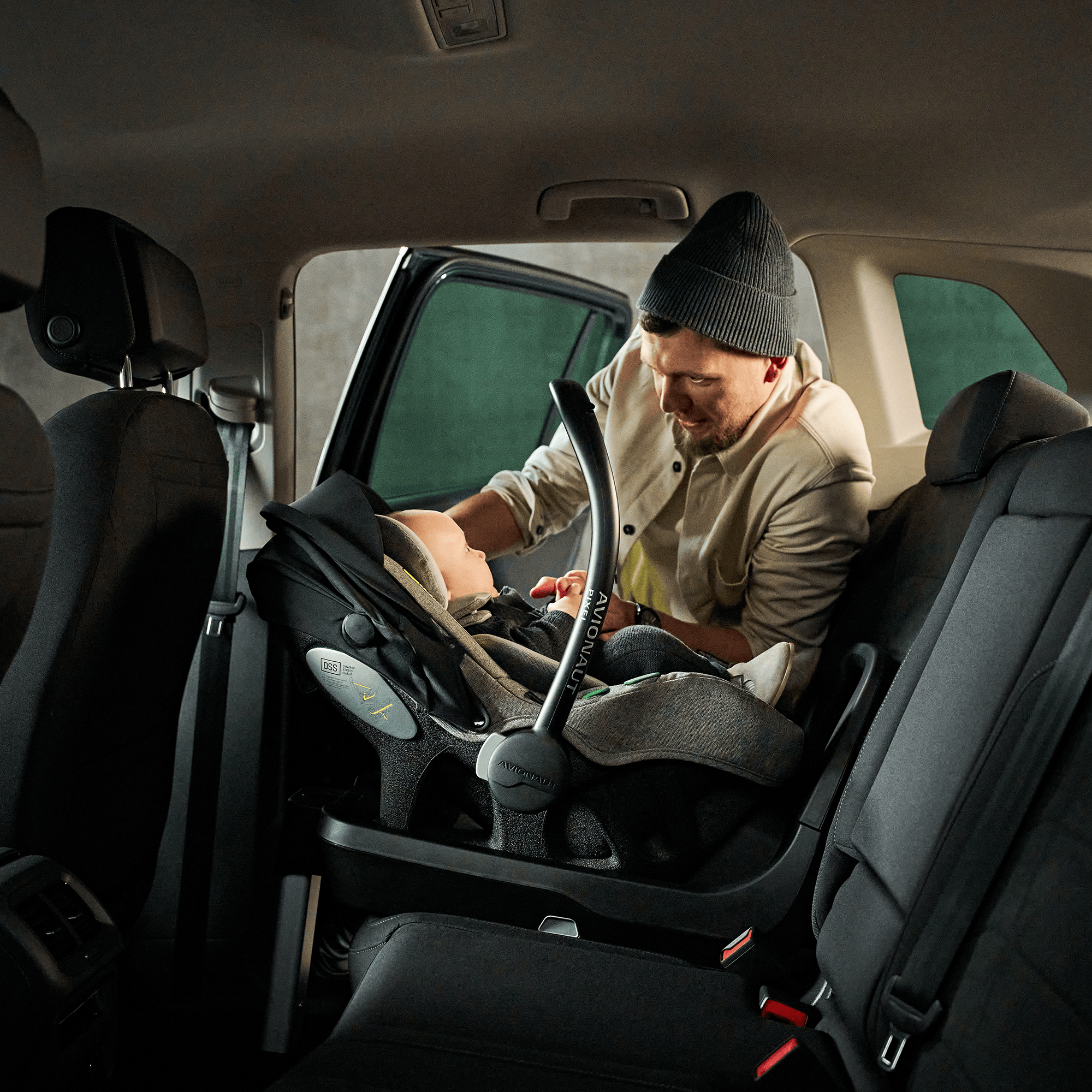 Isofix Stationen, AVIONAUT, Schwarz – Produktansicht