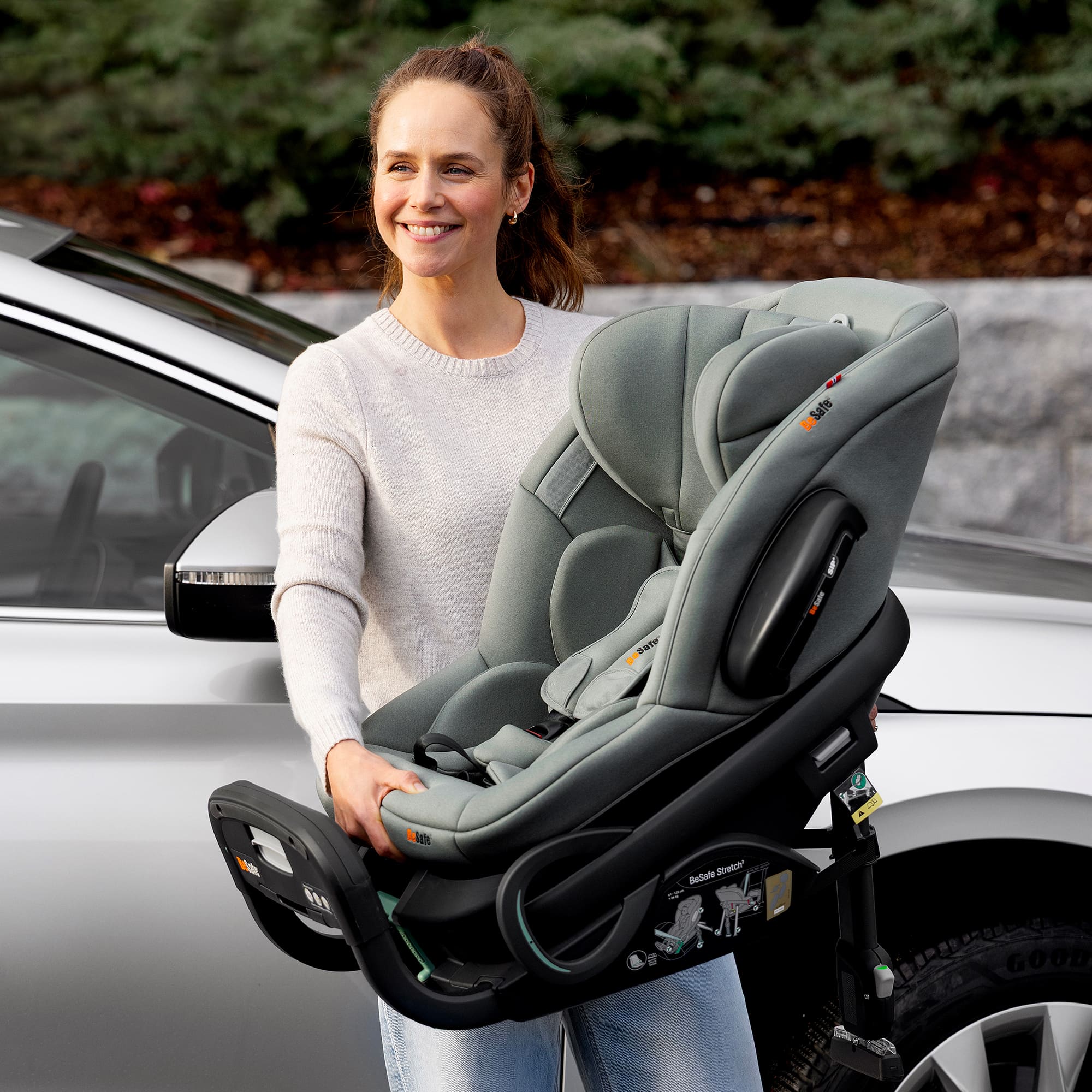 Kindersitze 9-36 kg, Gruppe 1/2/3, BeSafe, Grün – Produktansicht