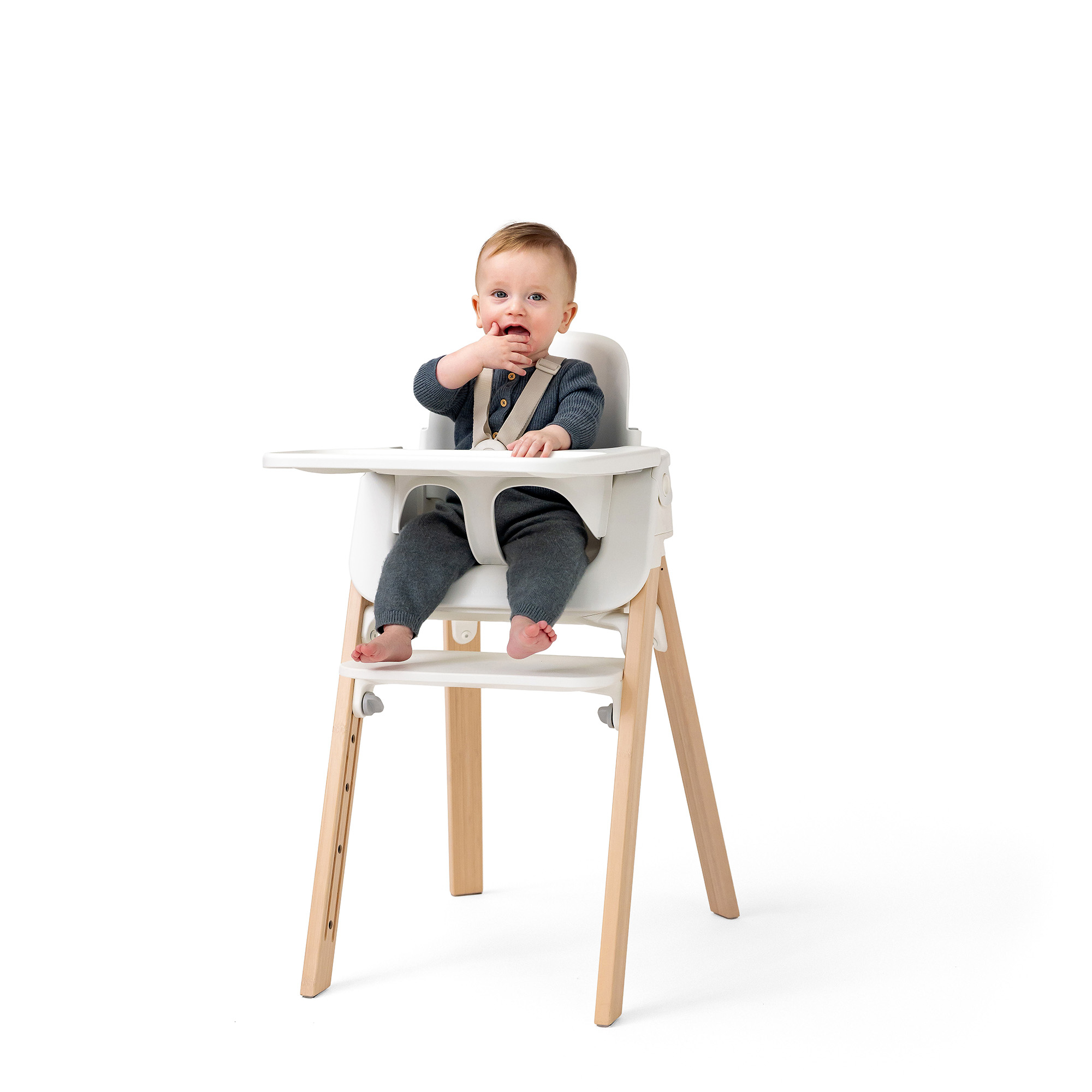 Treppenhochstühle, STOKKE, Weiß – Besonderheit: Set enthält Hochstuhl, Baby Set, Tray und Haltegurt