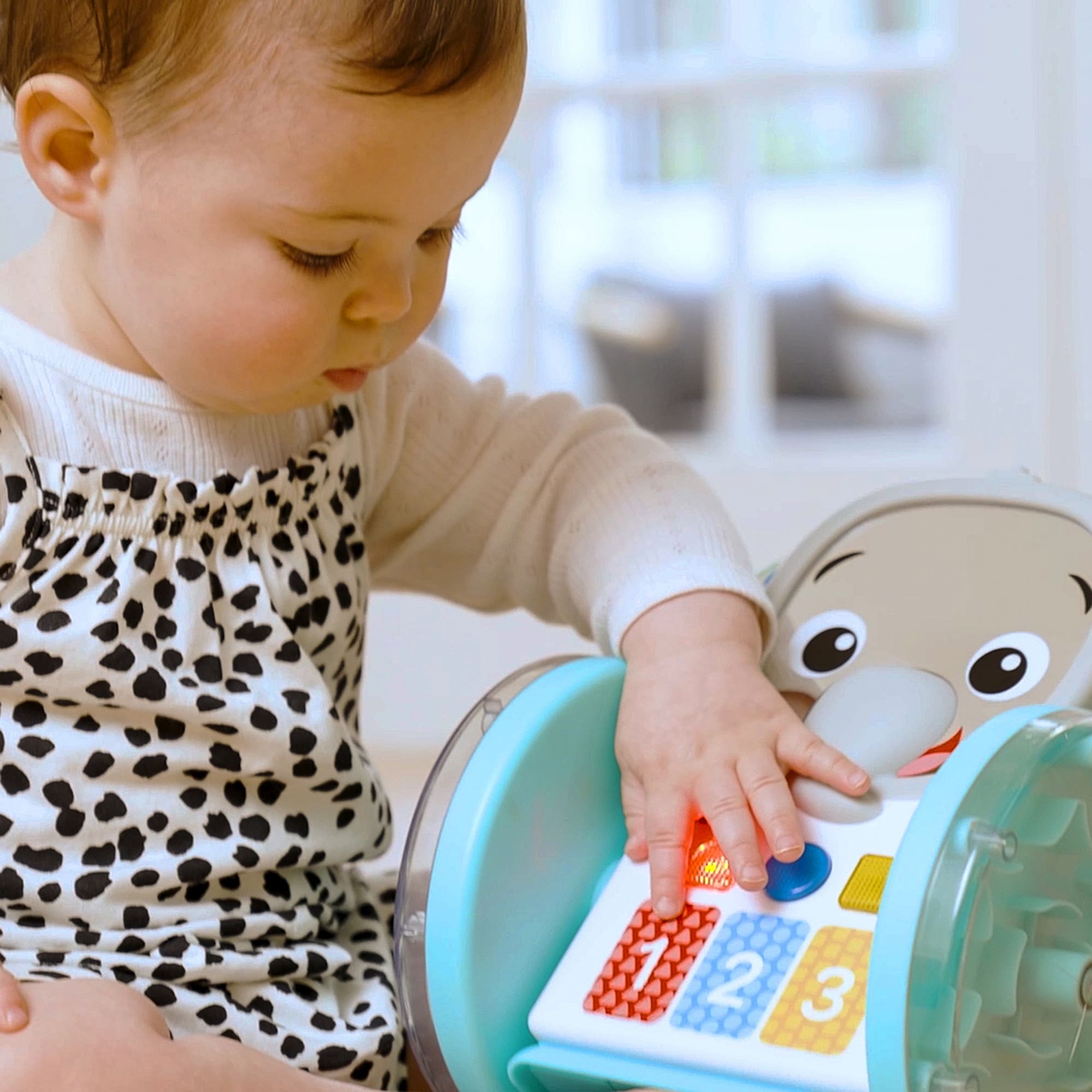 Babyspielzeug, baby einstein, Grau – Produktansicht