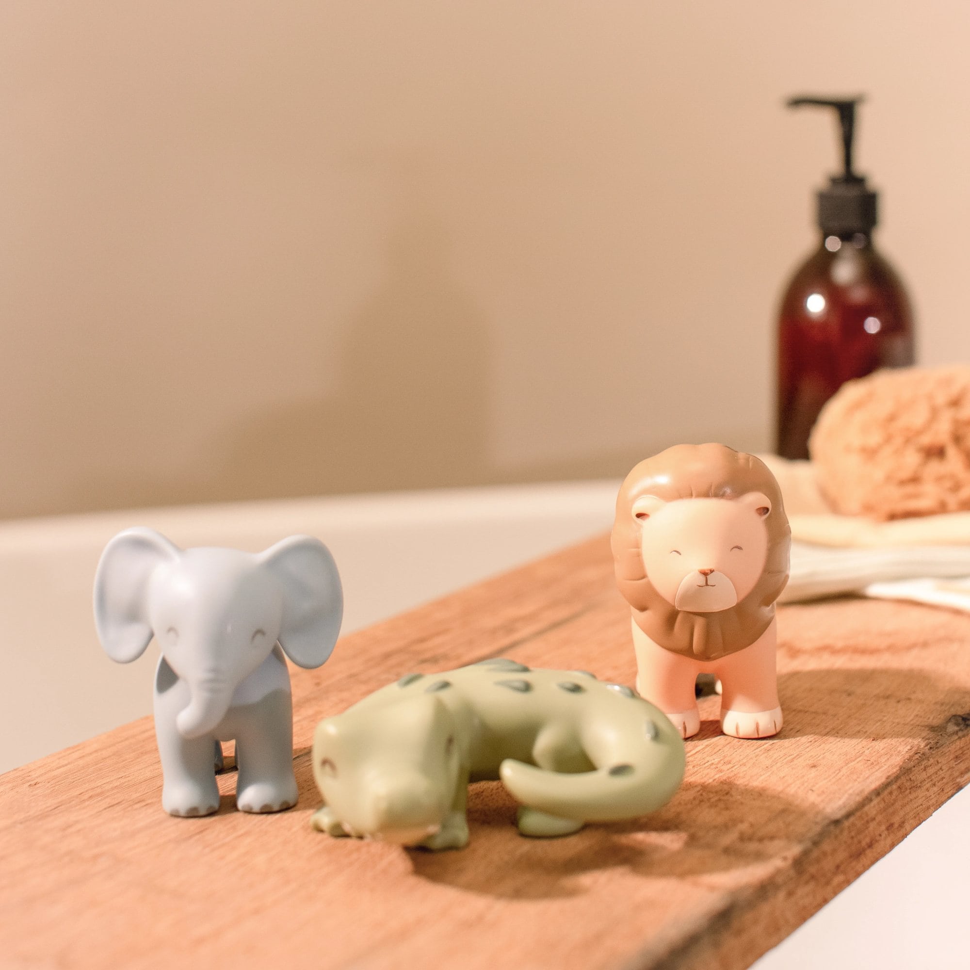 Badespielzeug, LITTLE DUTCH, Grau – Produktansicht