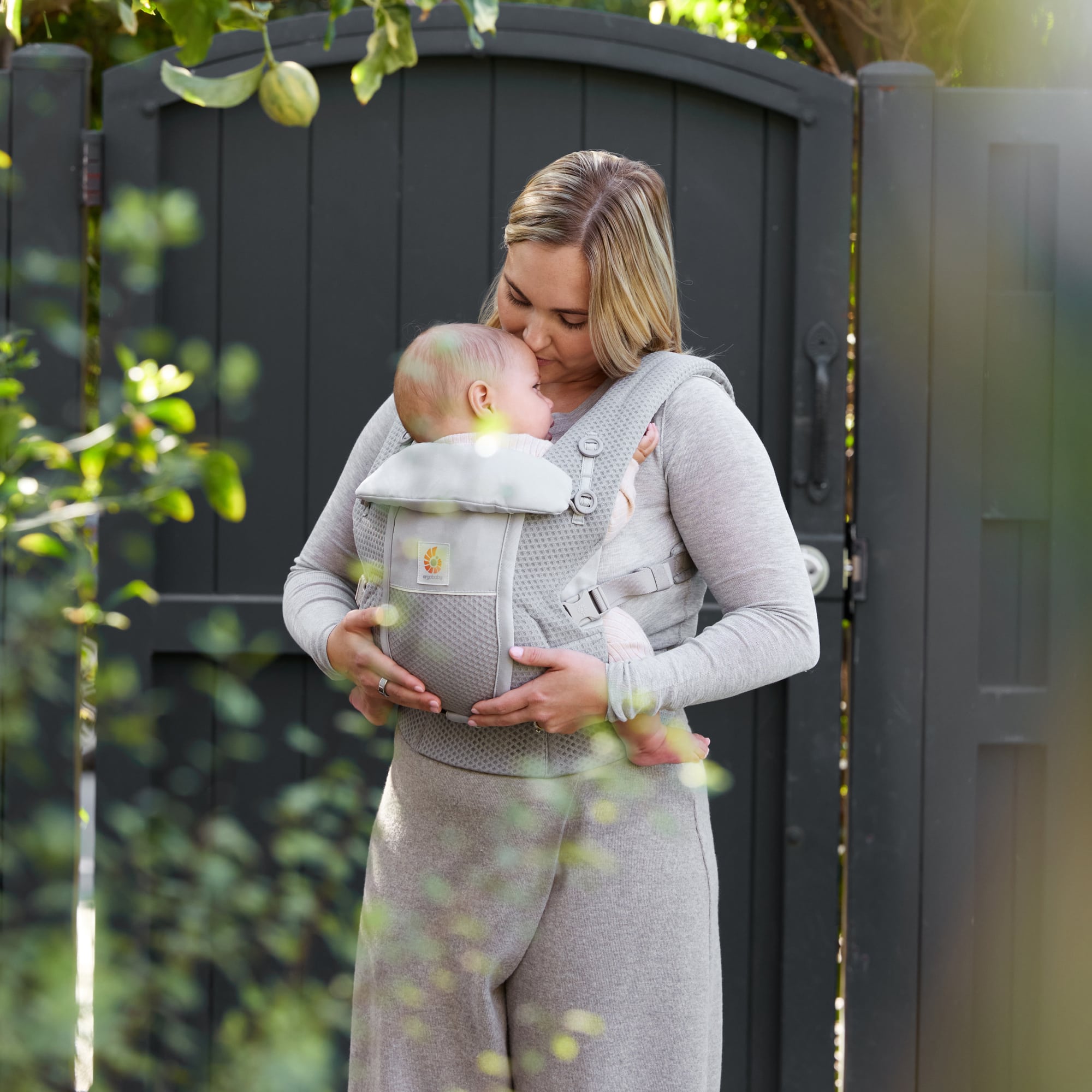 Babytragen, ERGObaby, Grau – Produktansicht