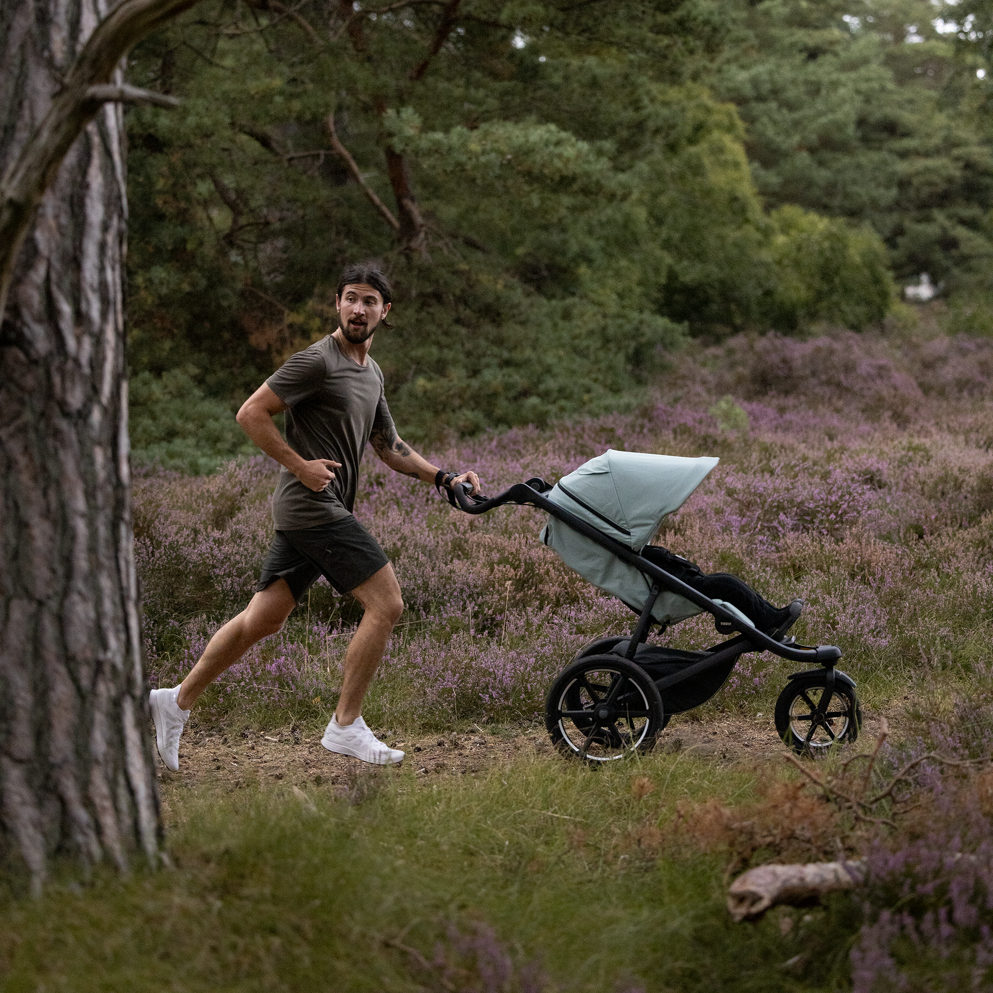 Jogger, THULE, Grün – Produktansicht