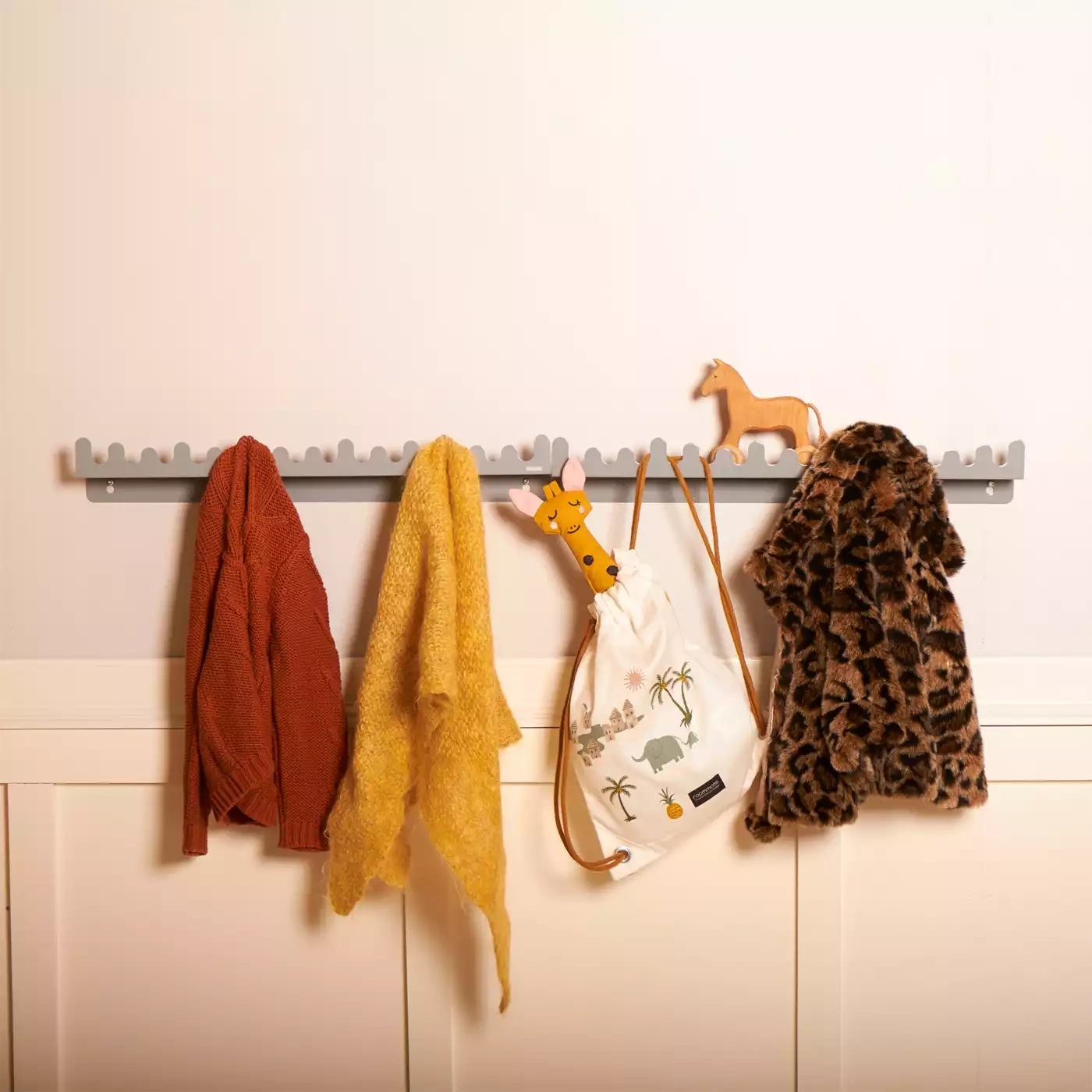 Wanddeko, Roommate, Grau – Besonderheit: vielseitig verwendbar
