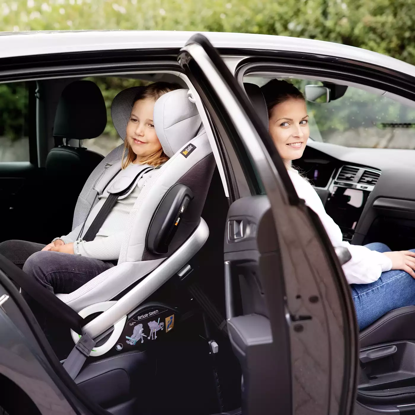 Kindersitze 9-36 kg, Gruppe 1/2/3, BeSafe, Schwarz – Produktansicht