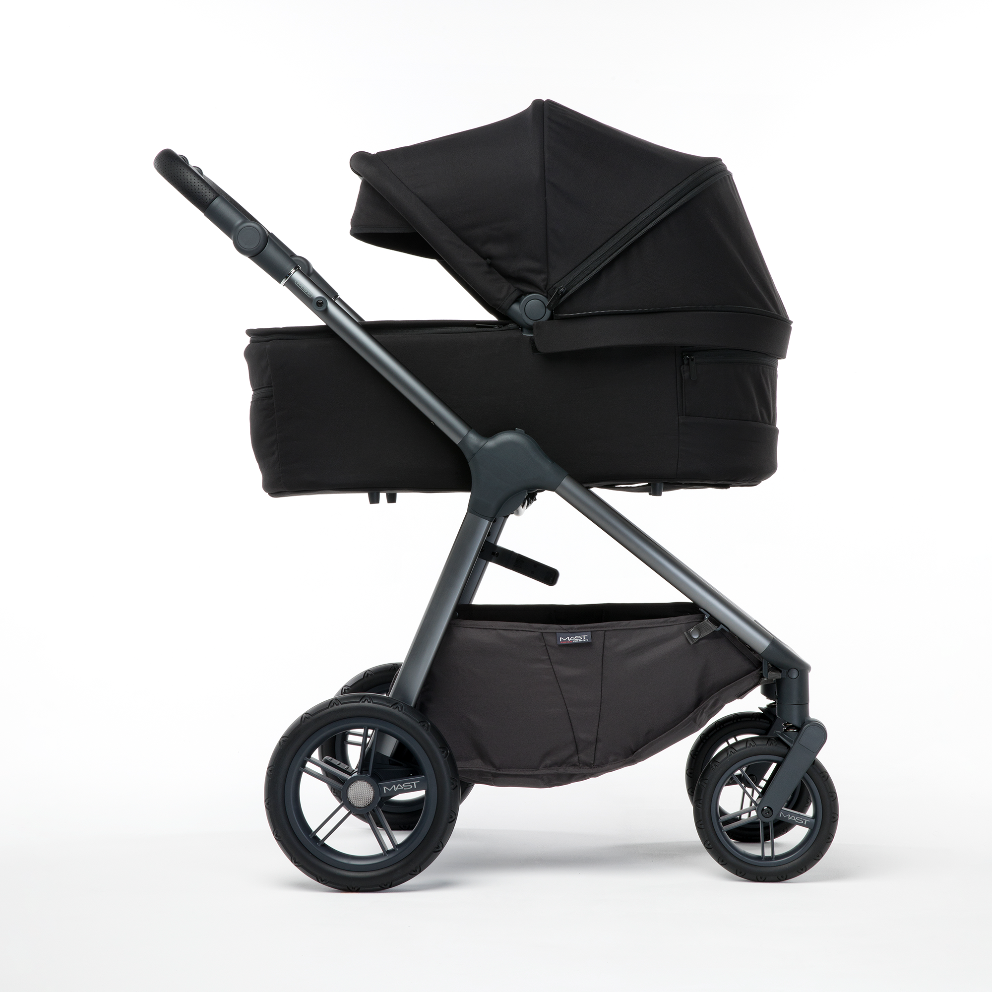 % SALE Kinderwagen, MAST, Schwarz – Produktansicht