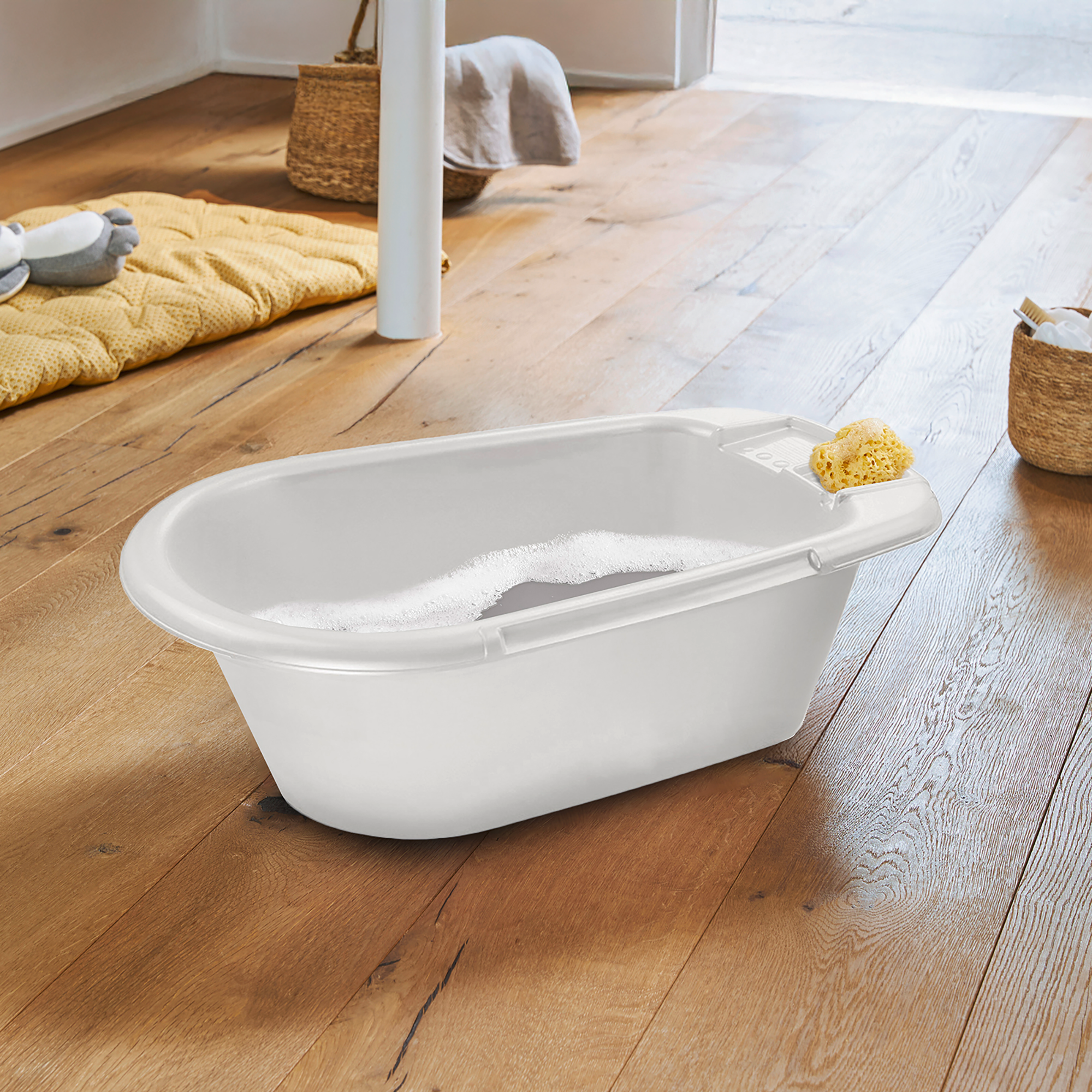 Badewannen, rotho Babydesign, Weiß – Besonderheit: inkludierte Seifen- und Zubehörablage