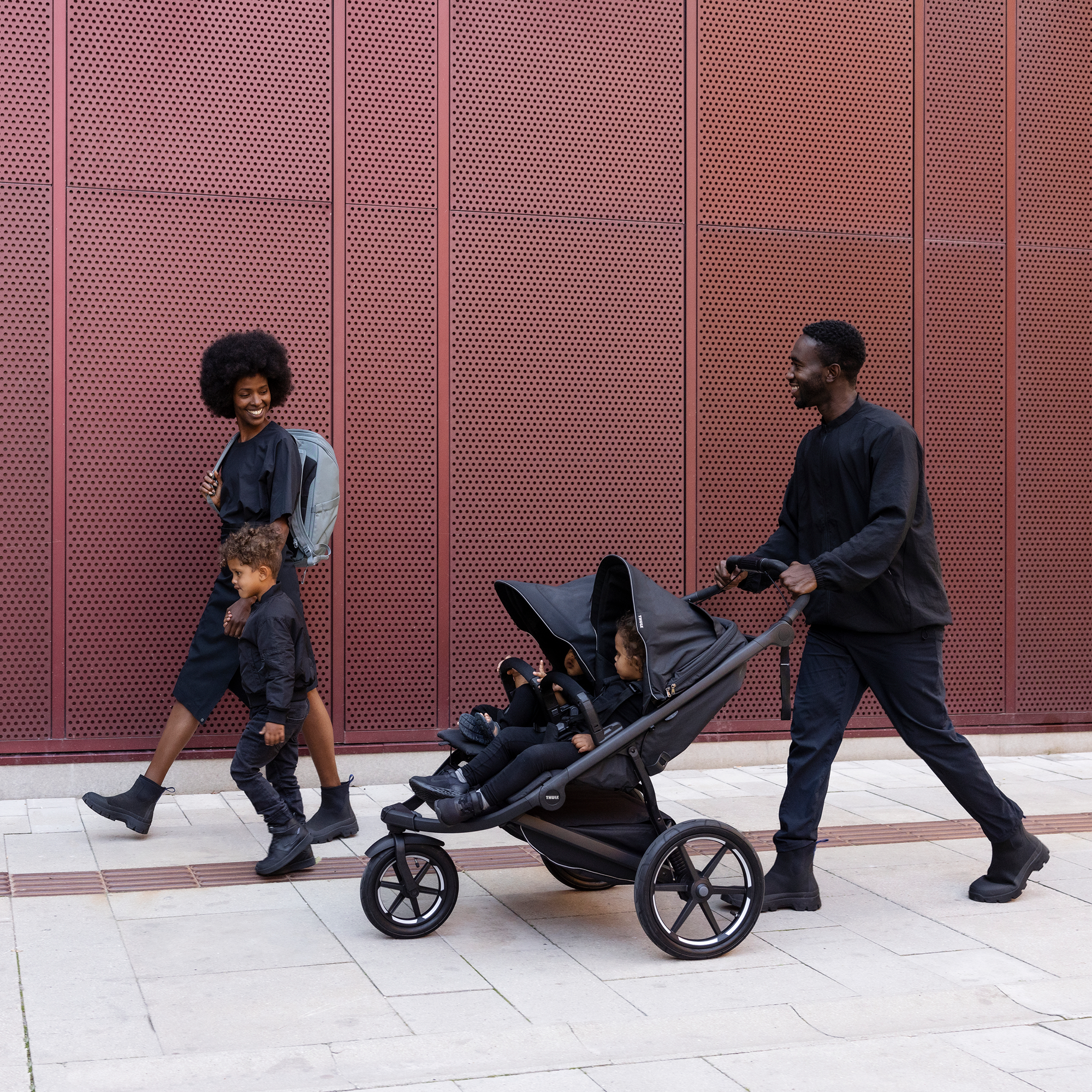 Zwillingswagen & Geschwisterwagen, THULE, Schwarz – Produktansicht