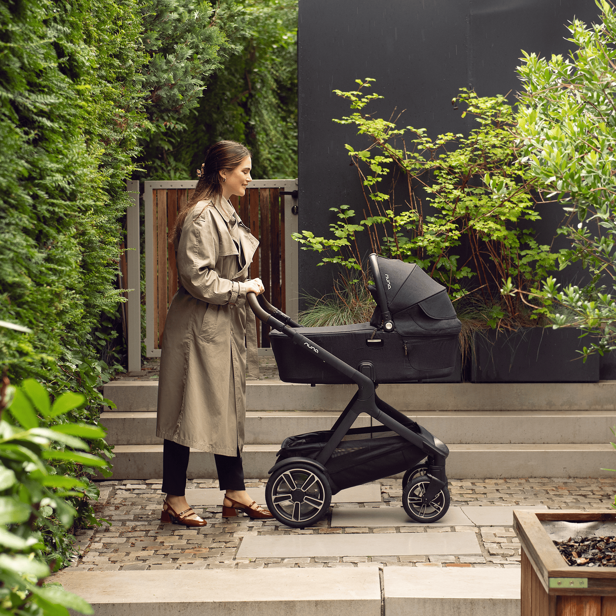 Kombi-Kinderwagen, nuna, Schwarz – Produktansicht