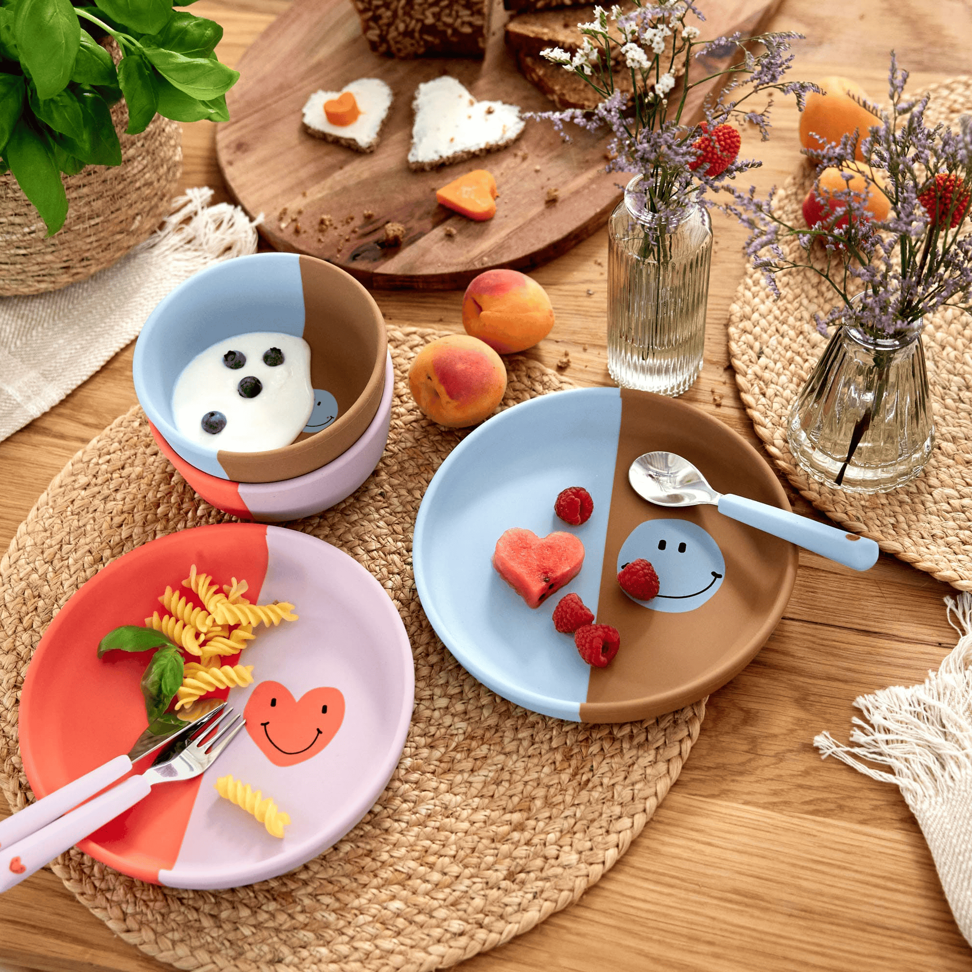 Besteck & Geschirr, LÄSSIG, Blau – Produktansicht