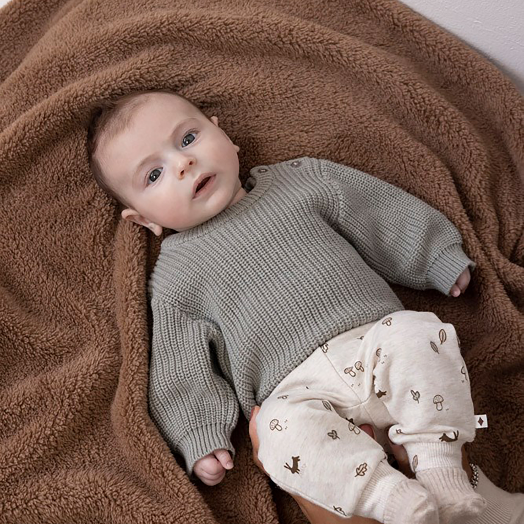 Pullover & Sweatshirts, FEETJE – Produktansicht