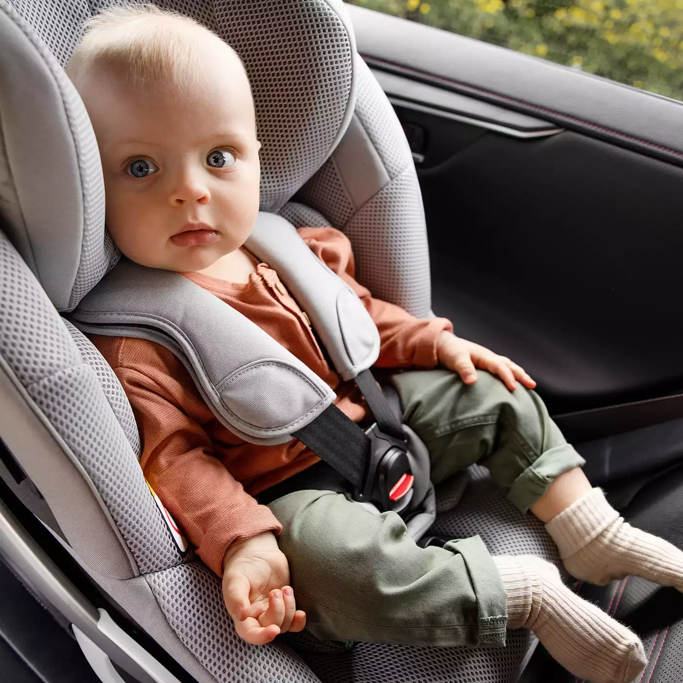 Kindersitze 9-36 kg, Gruppe 1/2/3, BeSafe, Schwarz – Produktansicht