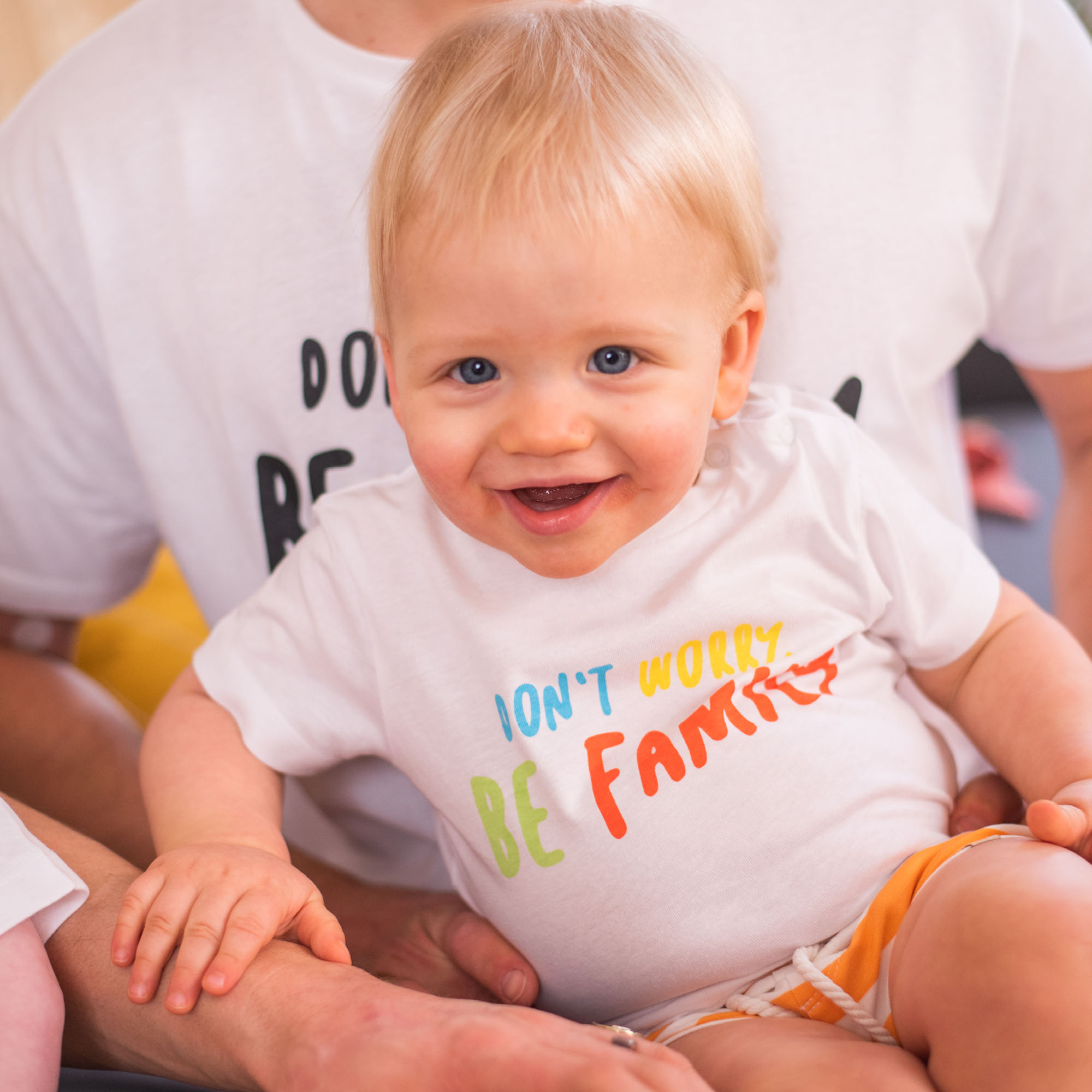 T-Shirt "Don't worry, be family" LITTLE ONE Weiß M2000584432509 2