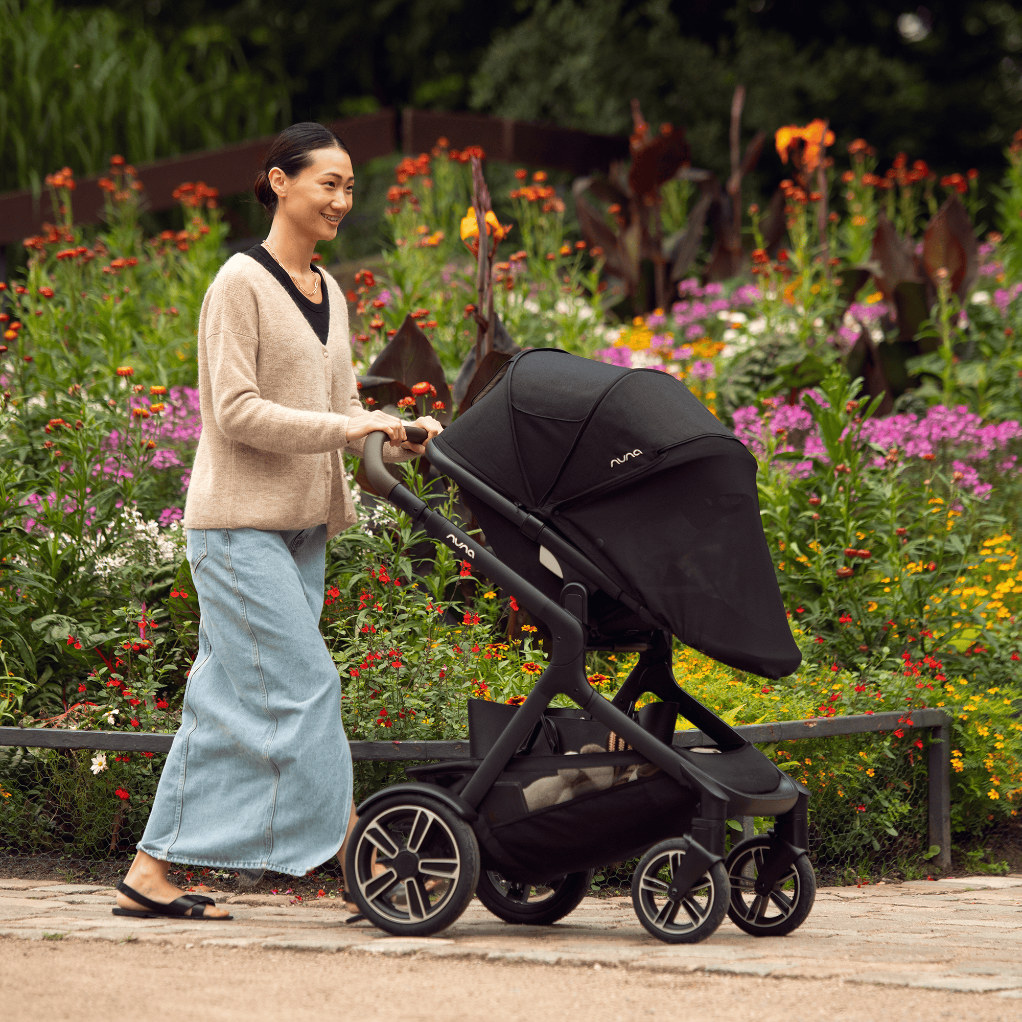 Kombi-Kinderwagen, nuna, Schwarz – Produktansicht