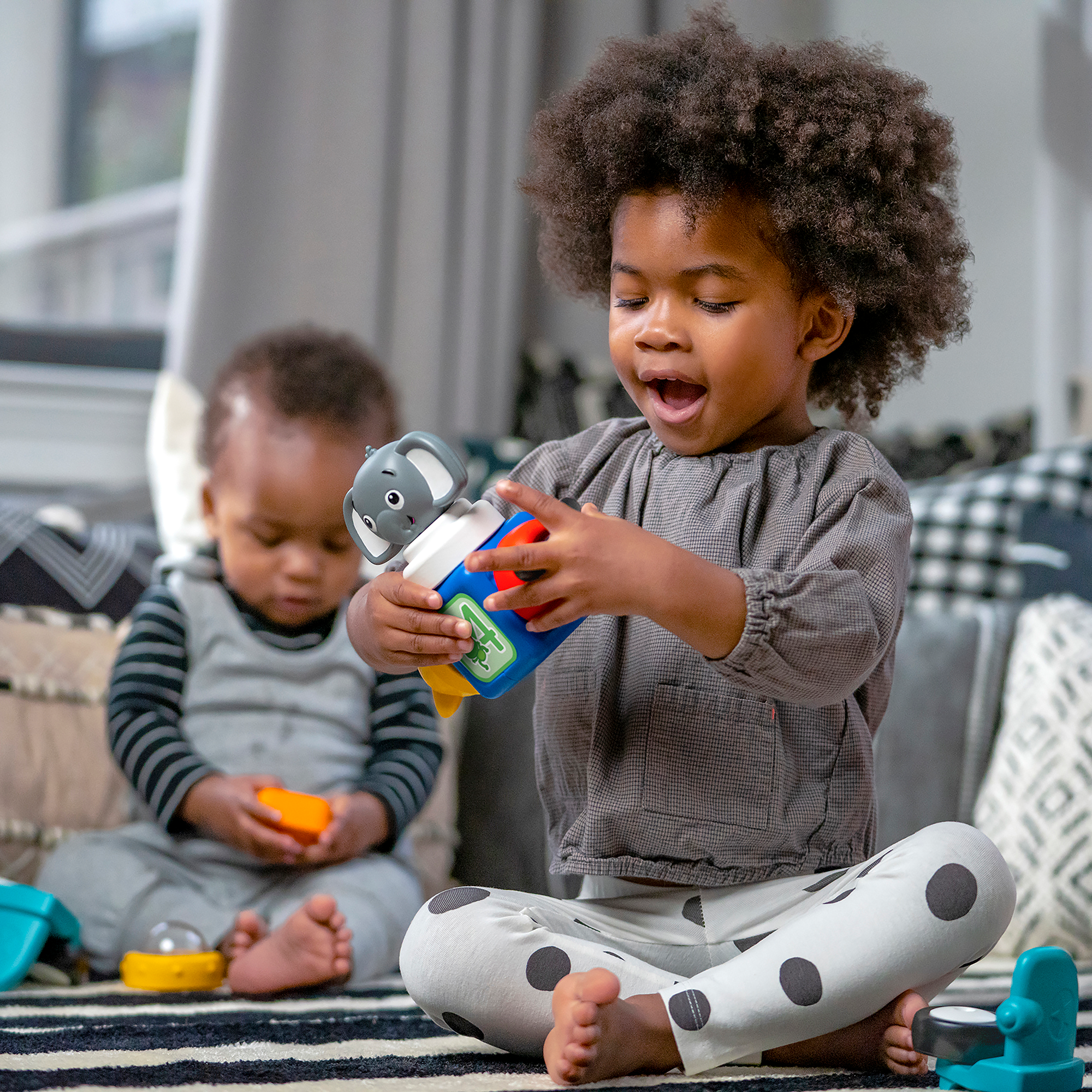 Spielzeugautos, baby einstein, Mehrfarbig – Produktansicht