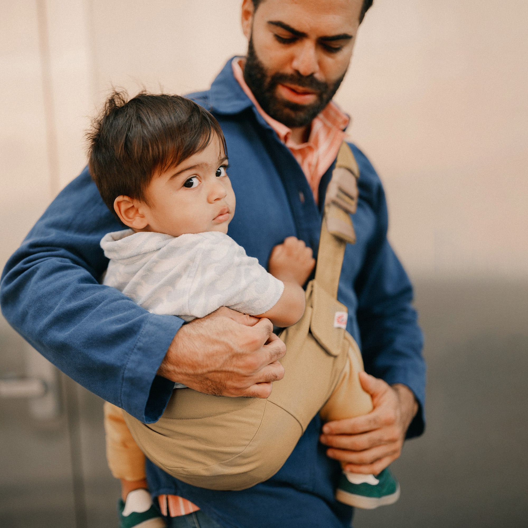 Hüfttragen, ERGObaby, Beige – Produktansicht