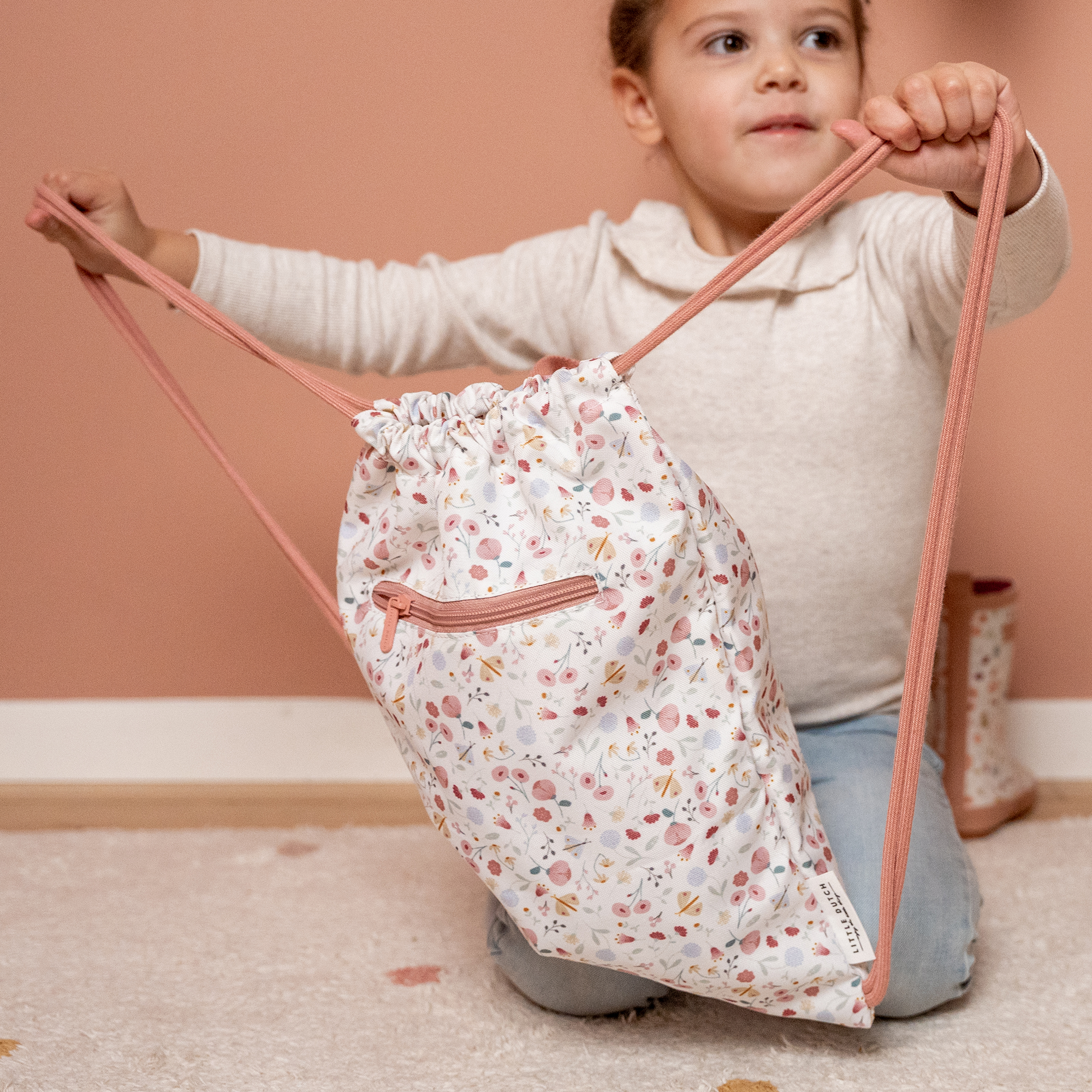 Kinderrucksäcke, LITTLE DUTCH – Besonderheit: doppelter Kordelzug