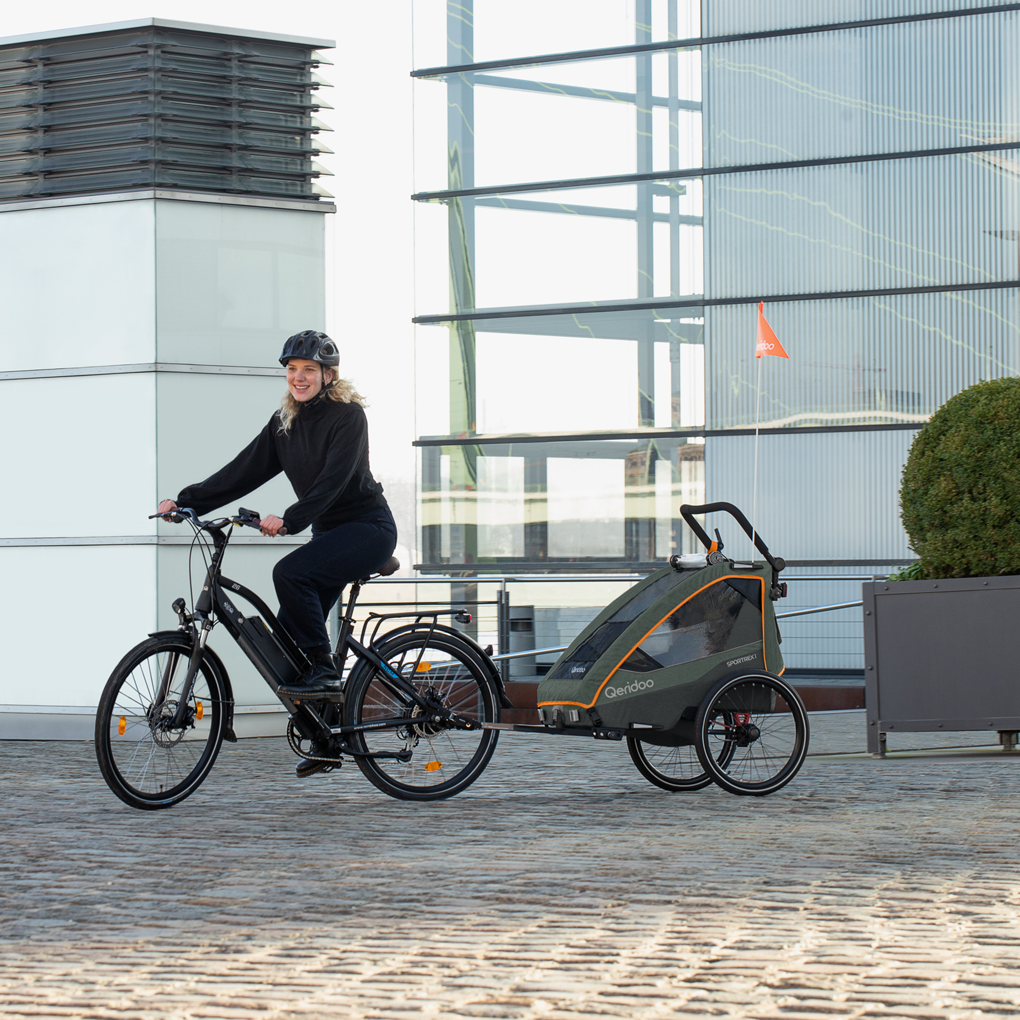 Fahrradanhänger, Qeridoo, Grün – Produktansicht